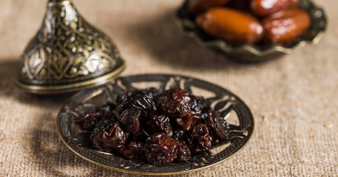 7 Manfaat Kurma Ajwah, Salah Satunya Bisa Bantu Melahirkan Normal